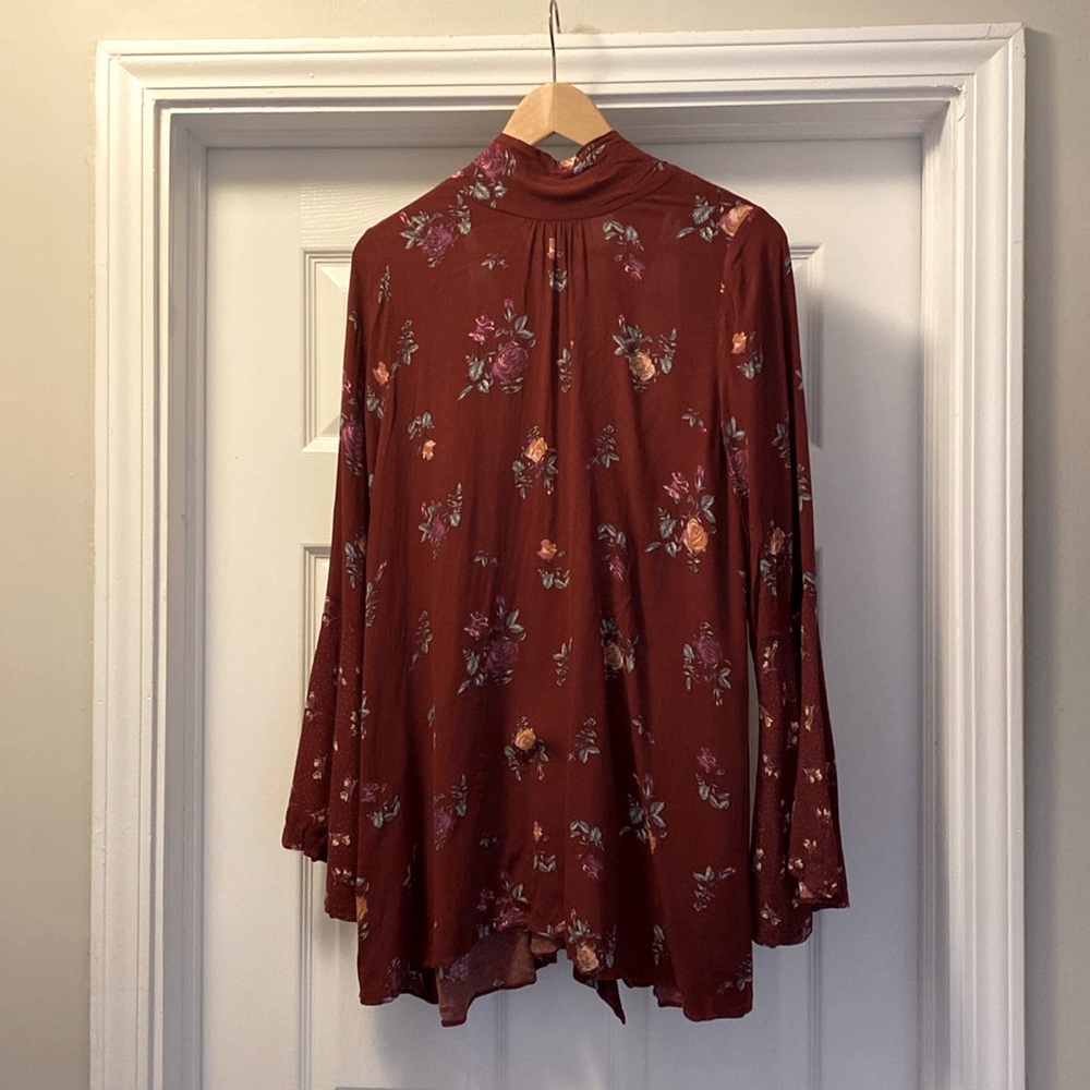 Free People Red Boho long sleeve blouse size small- with pockets